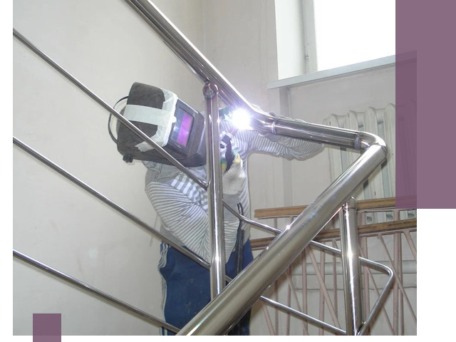 Монтаж перил и ограждений качественно в Киржаче