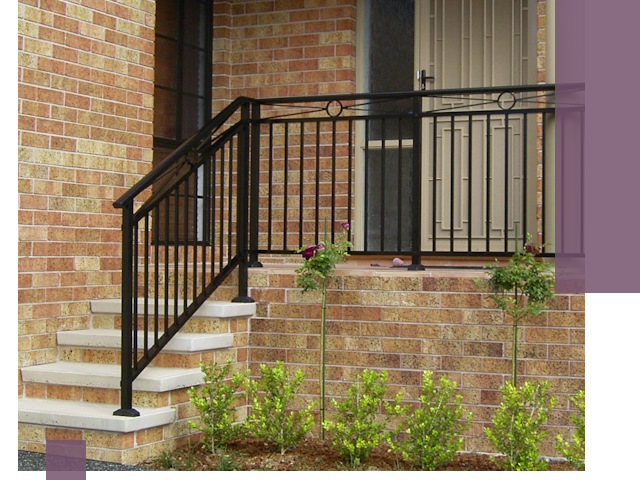 Уличные перила из металла под ключ в Киржаче