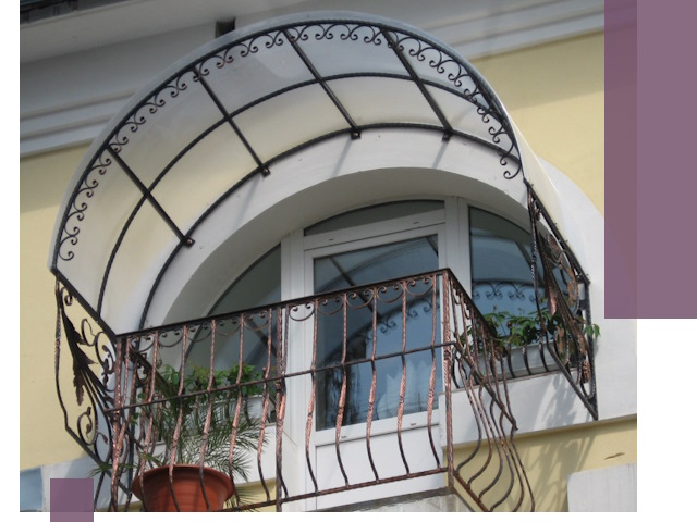 Козырьки над балконом в Киржаче — изготовление и монтаж